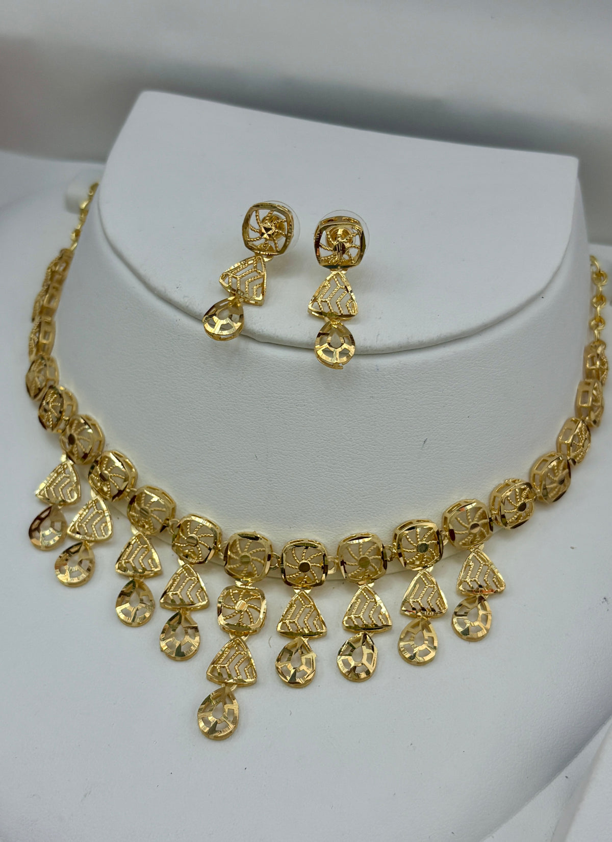 Real Gold Dubai jewellery Inspired 1 Gram Gold Plated flexible Necklace set