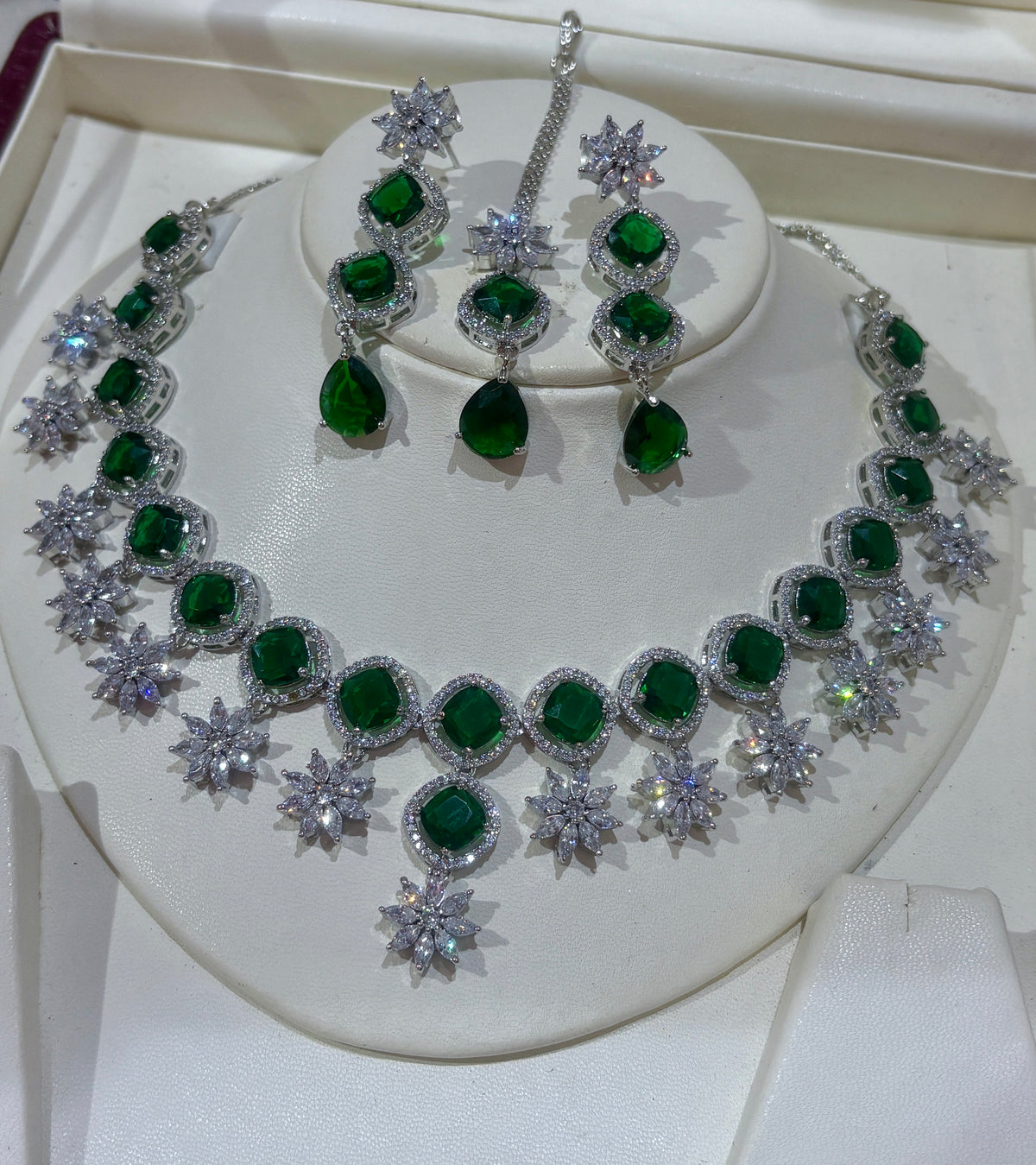 Premium quality Diamonds white rhodium plated starring Necklace sets with Maangtikka