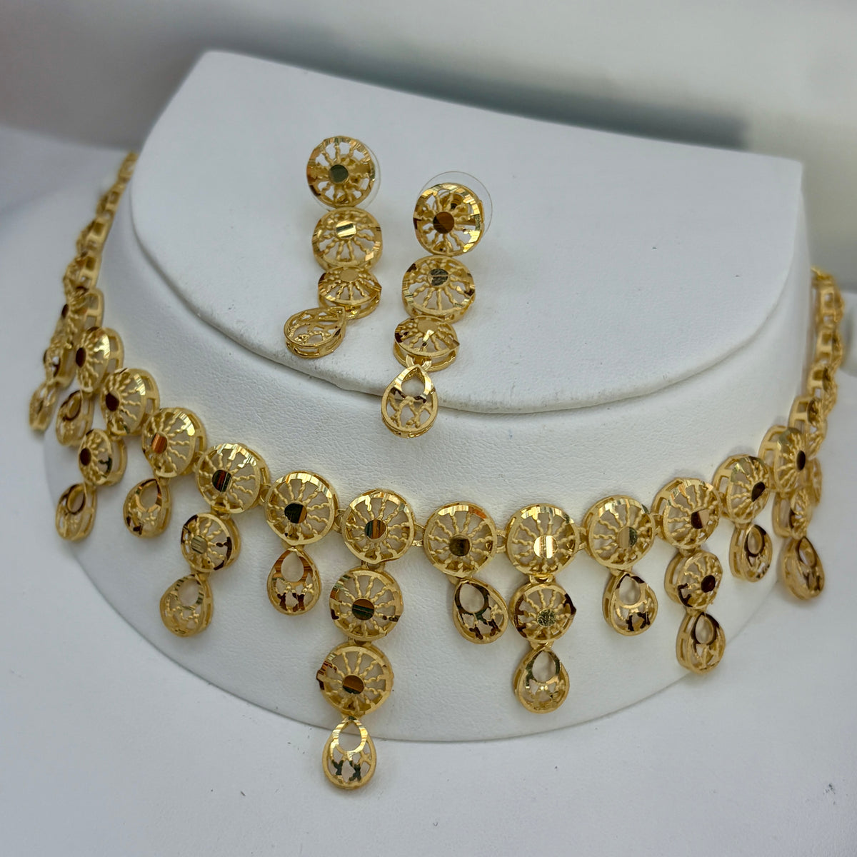 Real Gold Dubai jewellery Inspired 1 Gram Gold Plated flexible Necklace set