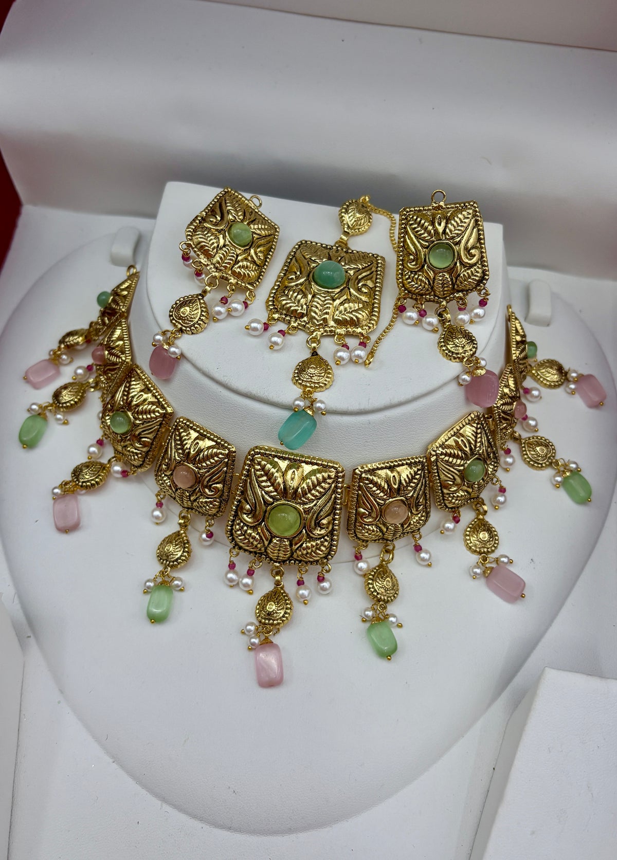 1 Gram Gold Plated flexible lightweight Antique polished Necklace Set with Mangtikka