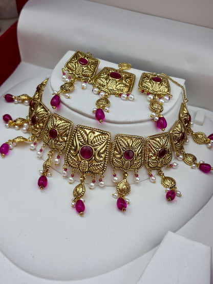 1 Gram Gold Plated flexible lightweight Antique polished Necklace Set with Mangtikka