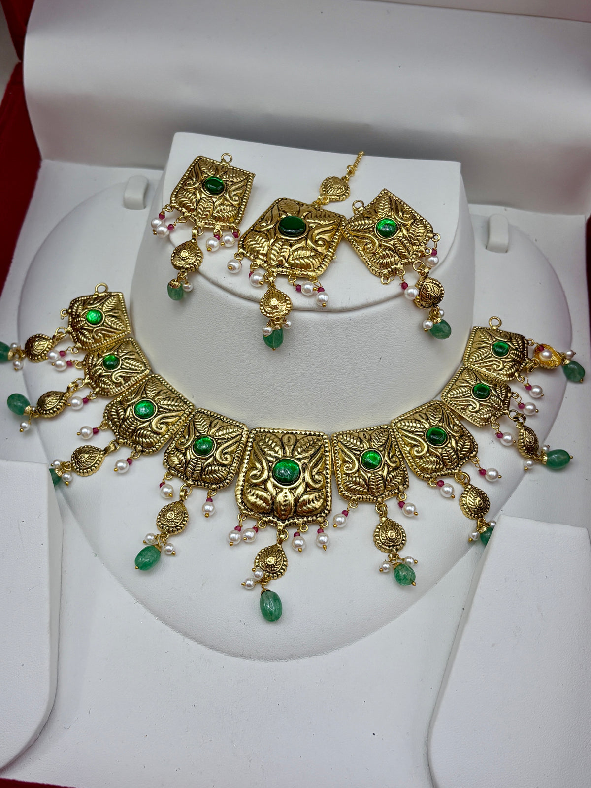 1 Gram Gold Plated flexible lightweight Antique polished Necklace Set with Mangtikka