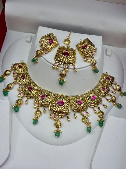 1 Gram Gold Plated flexible lightweight Antique polished Necklace Set with Mangtikka