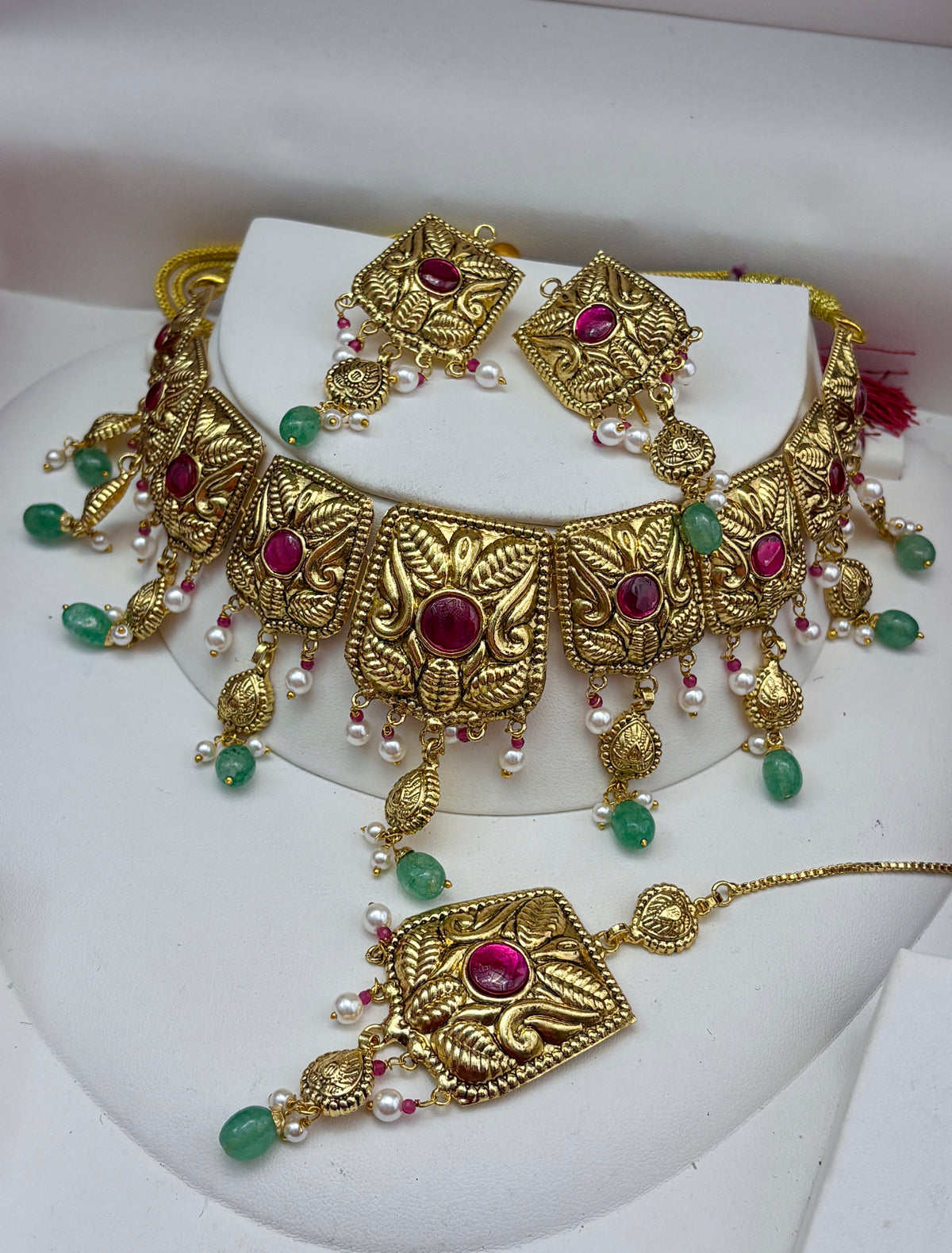 1 Gram Gold Plated flexible lightweight Antique polished Necklace Set with Mangtikka