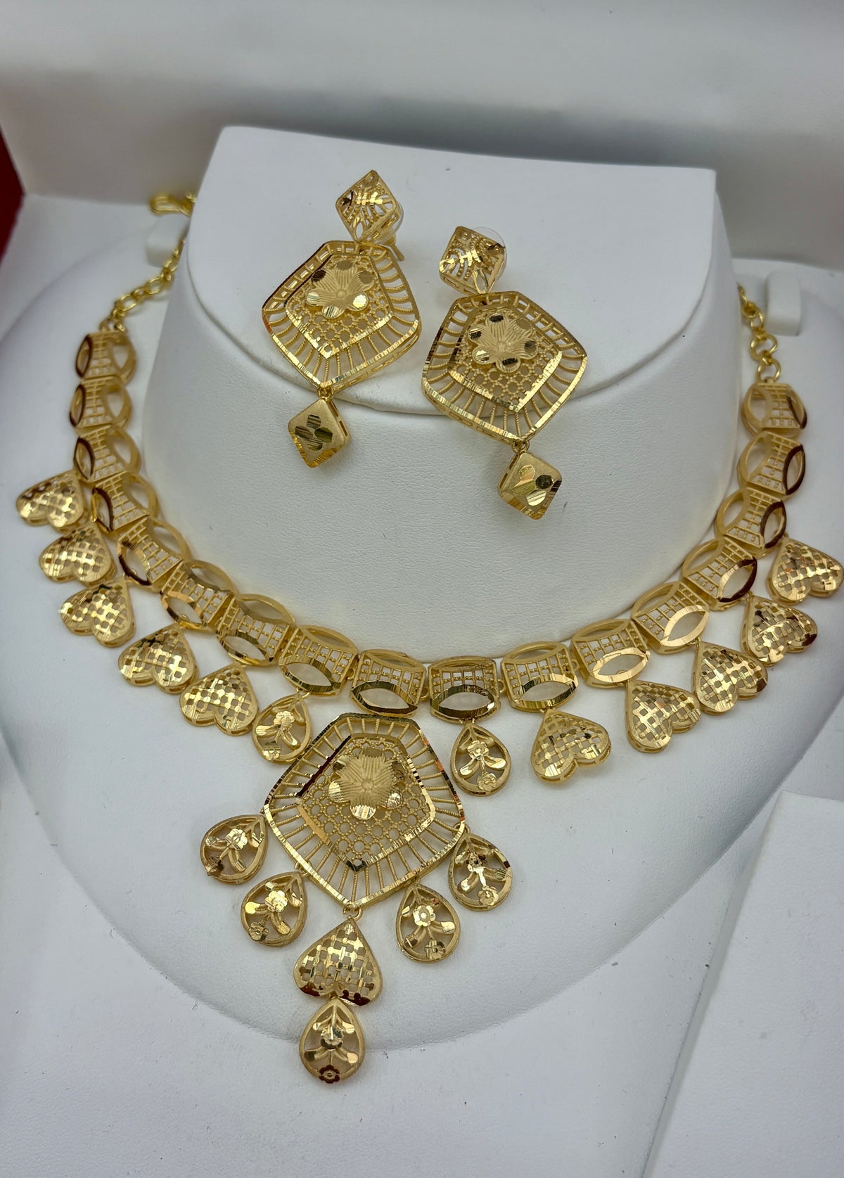 Real Gold Dubai jewellery Inspired 1 Gram Gold Plated flexible Necklace set