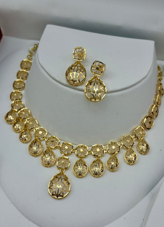 Real Gold Dubai jewellery Inspired 1 Gram Gold Plated flexible Necklace set
