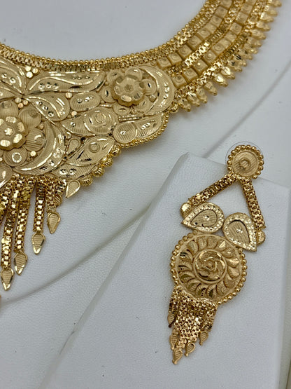 Real Gold Dubai jewellery Inspired 1 Gram Gold Plated flexible Bridal Necklace set