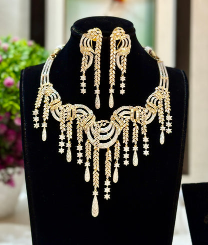 Gold Finish (GJ) Real Diamond Replica Lightweight Necklace Set