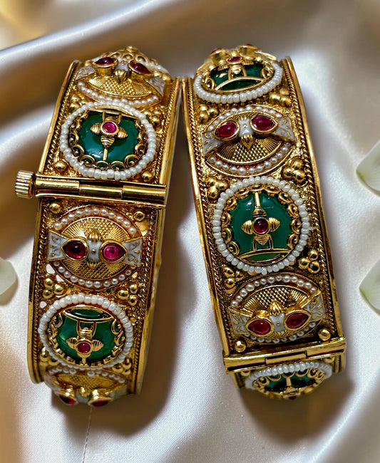 1 Gram Gold Plated with a rich, authentic real-gold look Premium Polki Heritage Kangan