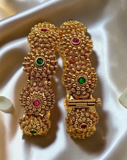 1 Gram Gold Plated with a rich, authentic real-gold look Premium Polki Heritage Kangan