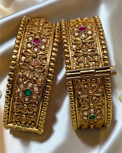1 Gram Gold Plated with a rich, authentic real-gold look Premium Polki Heritage Kangan