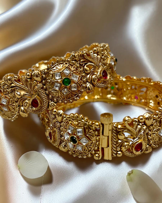 1 Gram Gold Plated with a rich, authentic real-gold look Premium Polki Heritage Kangan