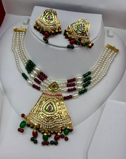 Ruhani — an exquisite Gold Plated Jadau pendant choker set