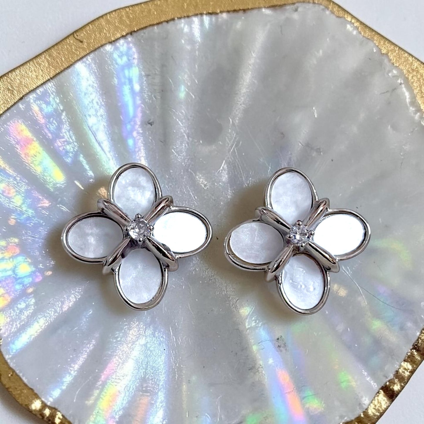 Mother Of Pearls Studs