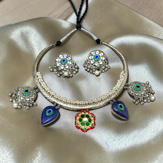 Aliha Silver Oxidized Hasli Set