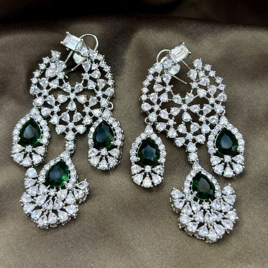 Imperia Solitaire Chandeliers