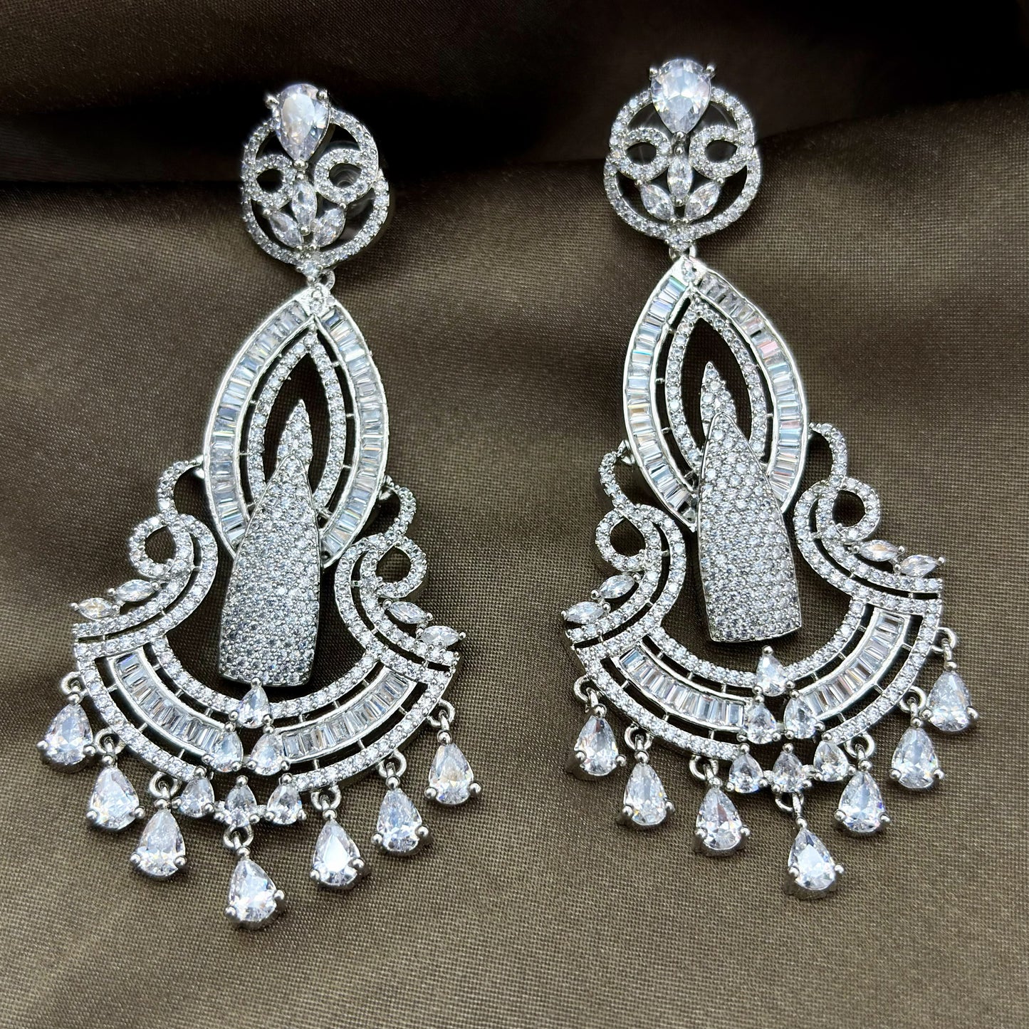 Premium statement earrings