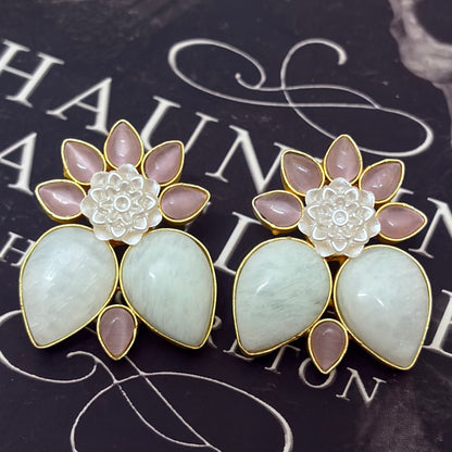 Natural stone Petal studs