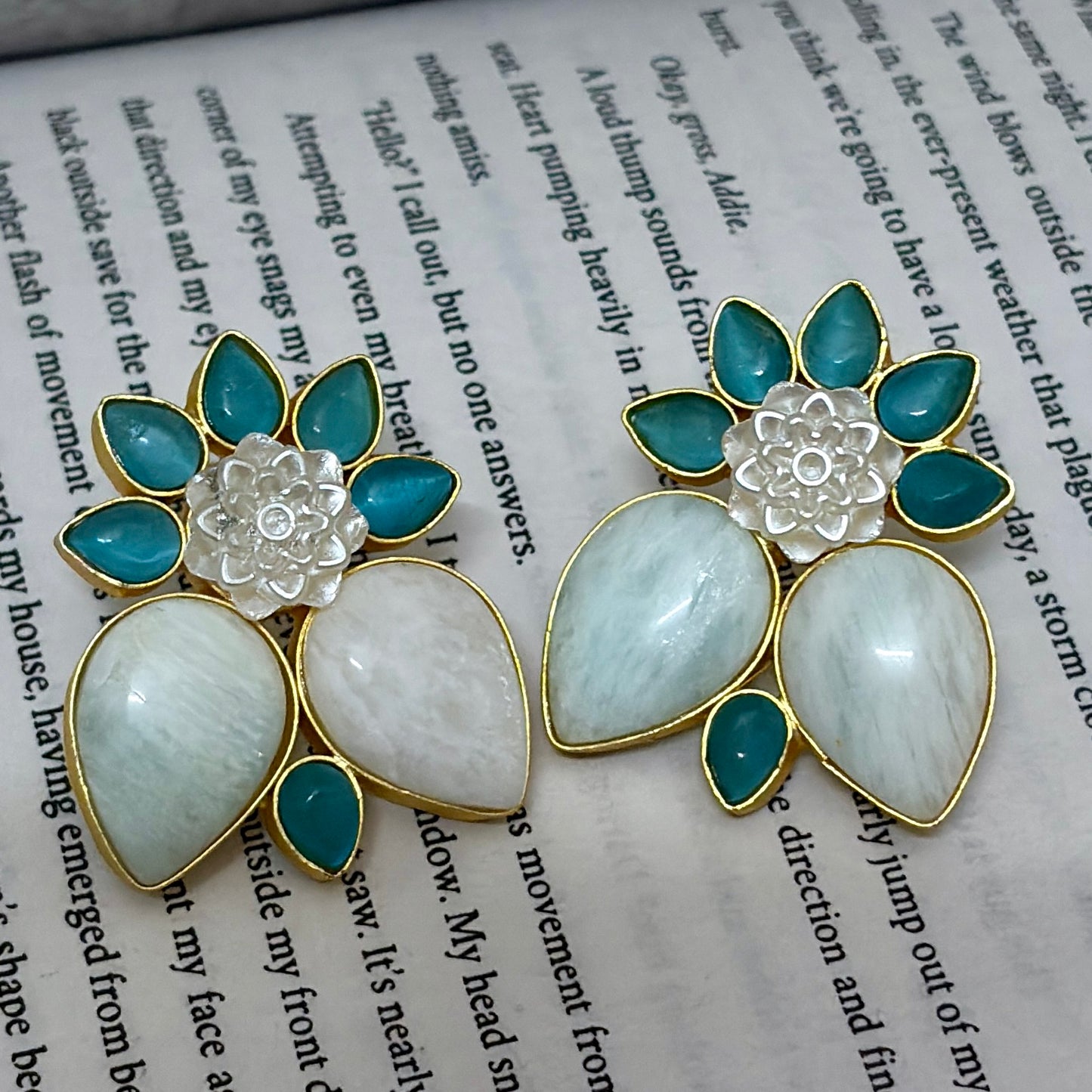 Natural stone Petal studs