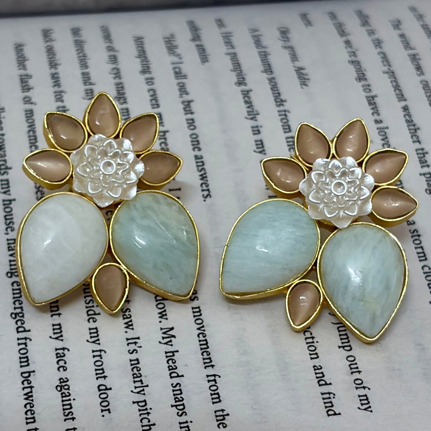 Natural stone Petal studs