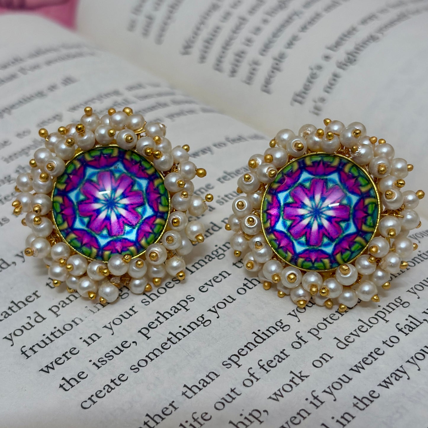 3D Aurora Burst Studs