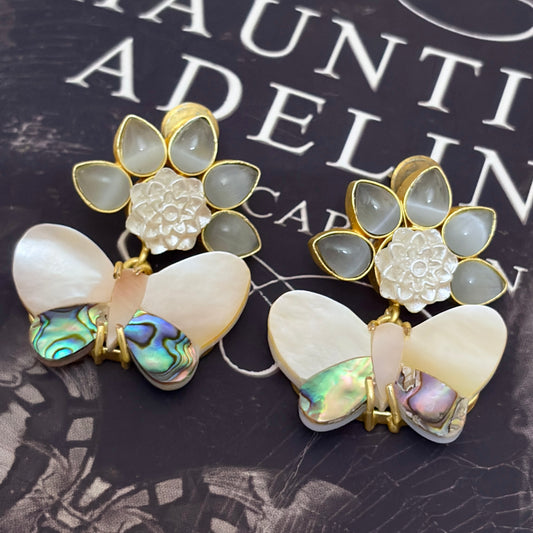 Pearl Flutter Stud Earrings