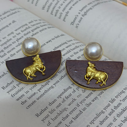 Mayura Pearl Wood Studs