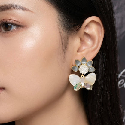 Pearl Flutter Stud Earrings