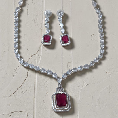 Iconic Necklace Sets
