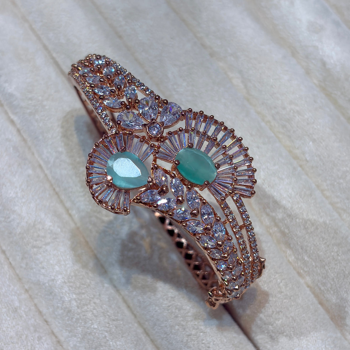 Openable kada Designer Kada