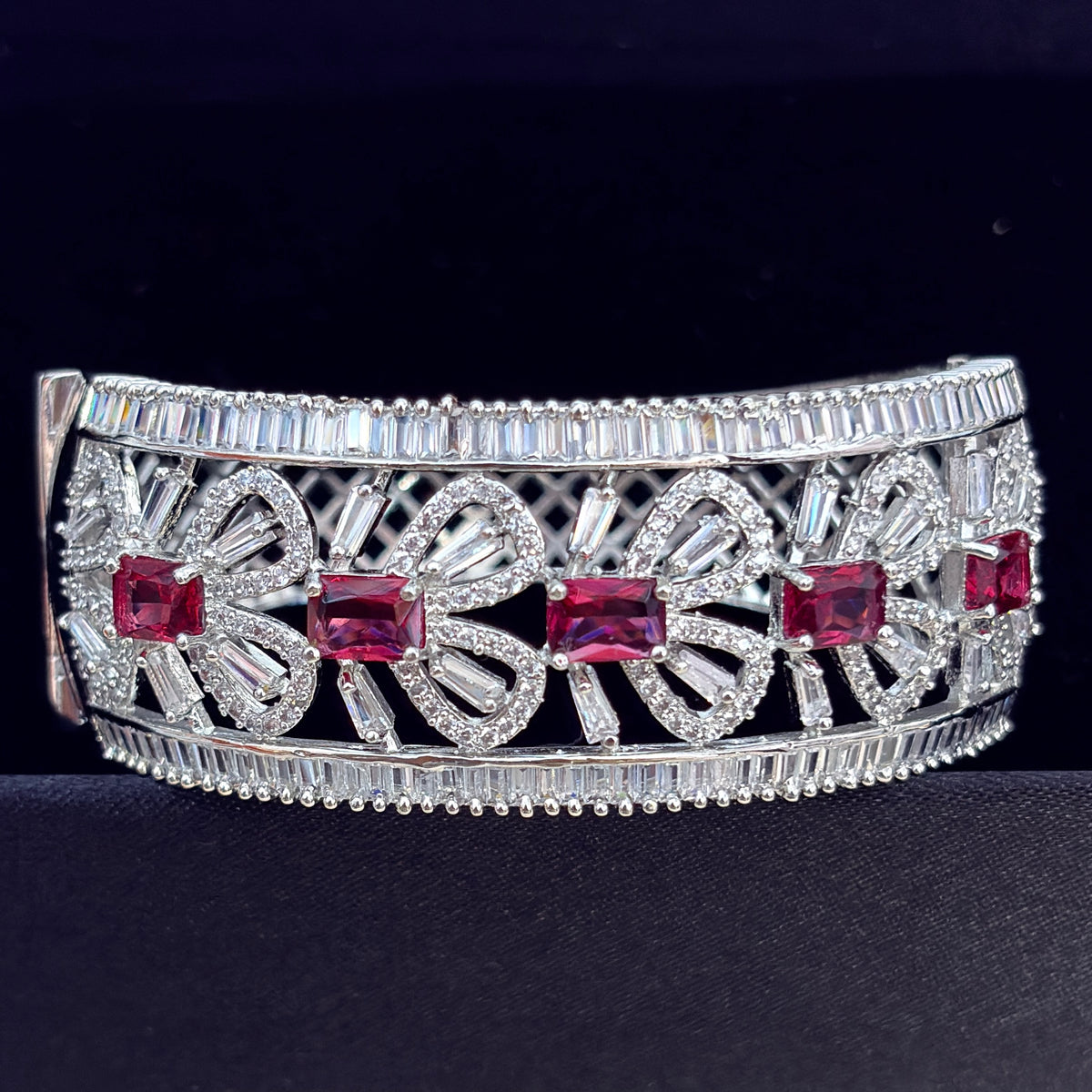 Royal Butterfly Diamond Kada