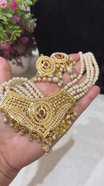 Stunning Jadau choker set