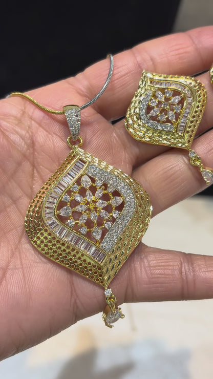 Anjali- Diamond Pendant Set with Chain